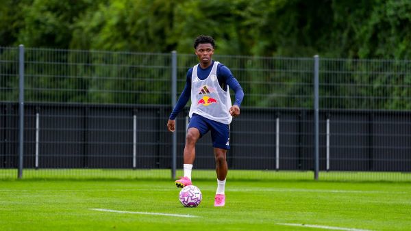 Largie Ramazani lånes ut