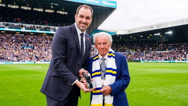 Johnny Giles hedres med Lifetime Achievement Award
