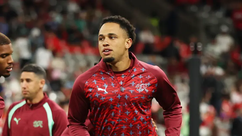 Sveits og Okafor videre i VM