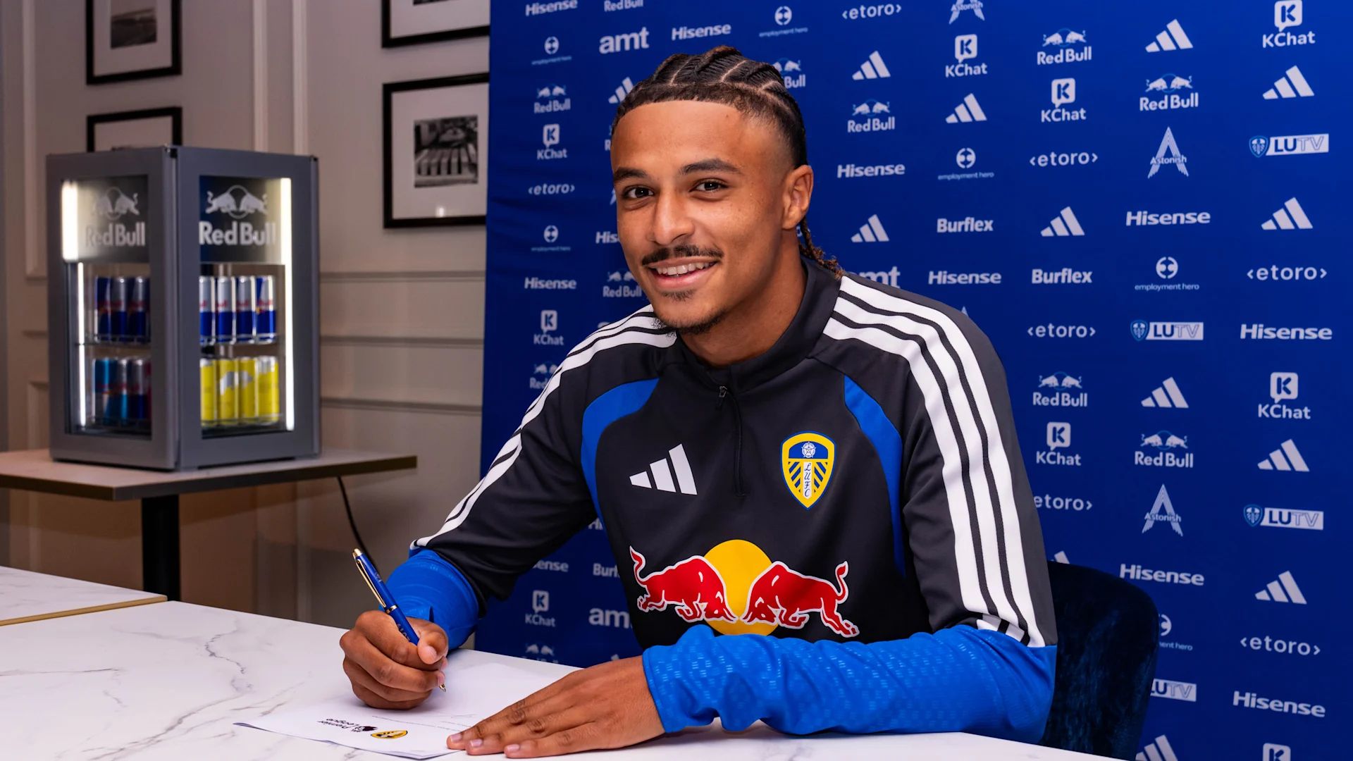Artikkelbilde til artikkelen Bahoya og Bard til Leeds United!